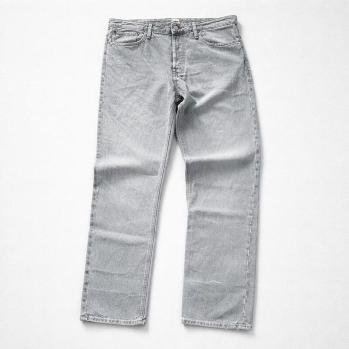 Jack & Jones Men’s Relaxed Fit Denim Jeans – Light Grey Wash