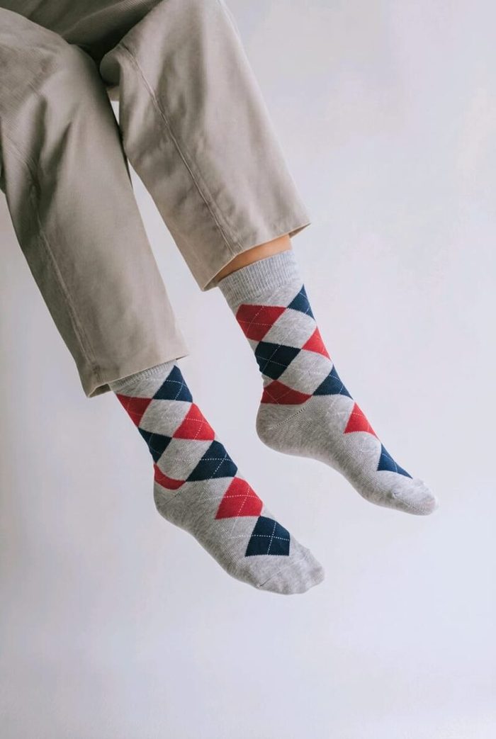Men’s Argyle Crew Socks – Light Grey/Red/Navy Blue